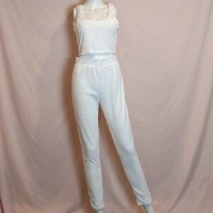 ChicMe Matching Fluffy Tank Crop Top and Joggers Set in White